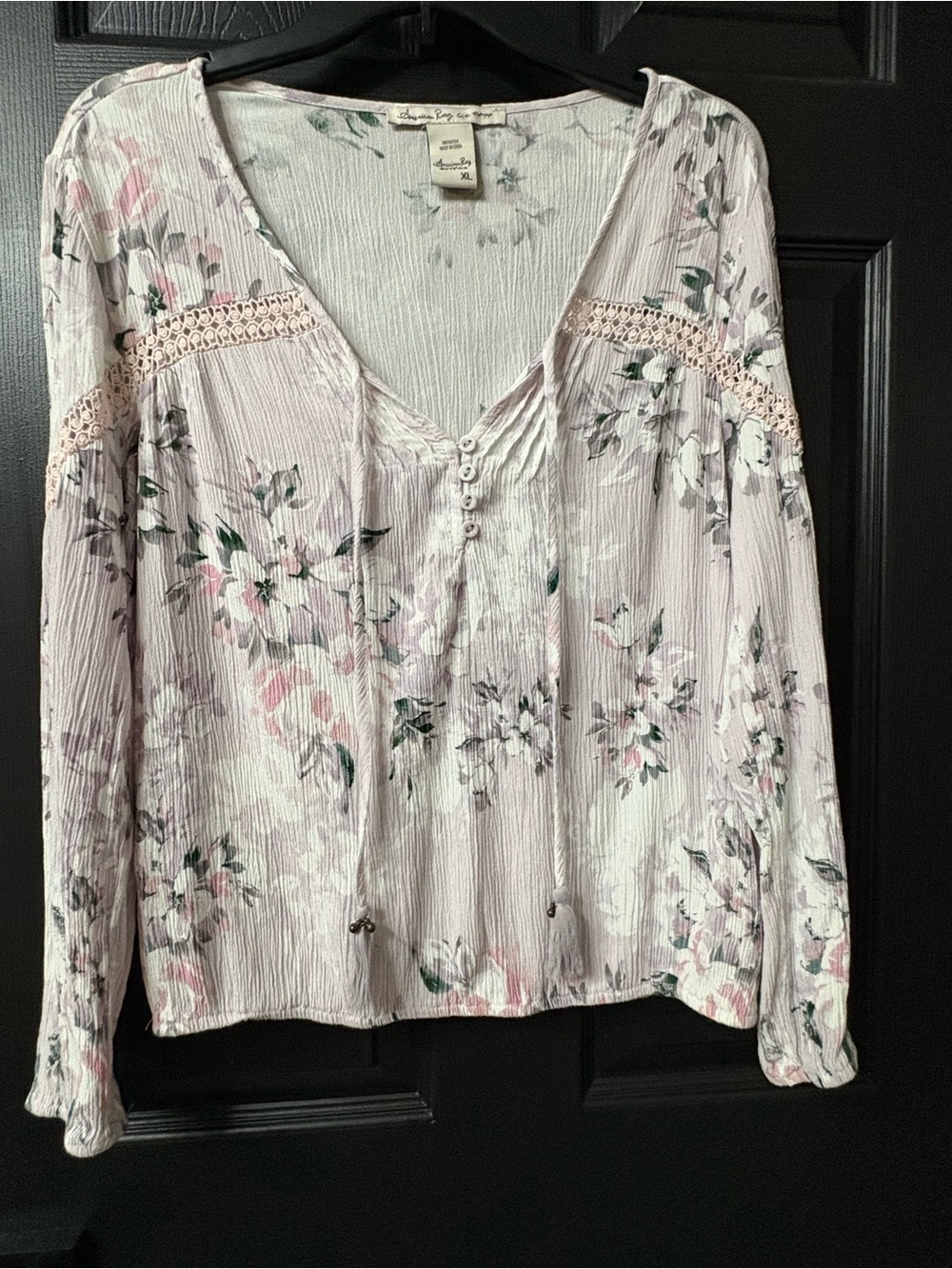 American Rag Lavender Floral Long-Sleeve V-Neck Women's Top